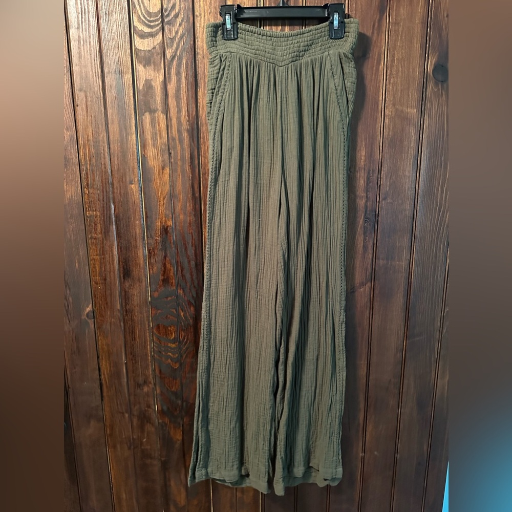 NWOT Aerie flowy pants